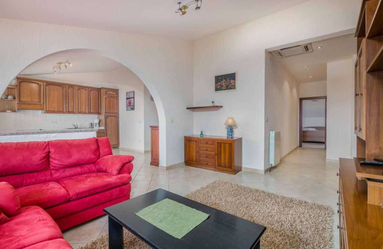 Pansion Dujmovic 1 Apartment Malinska Exterior foto